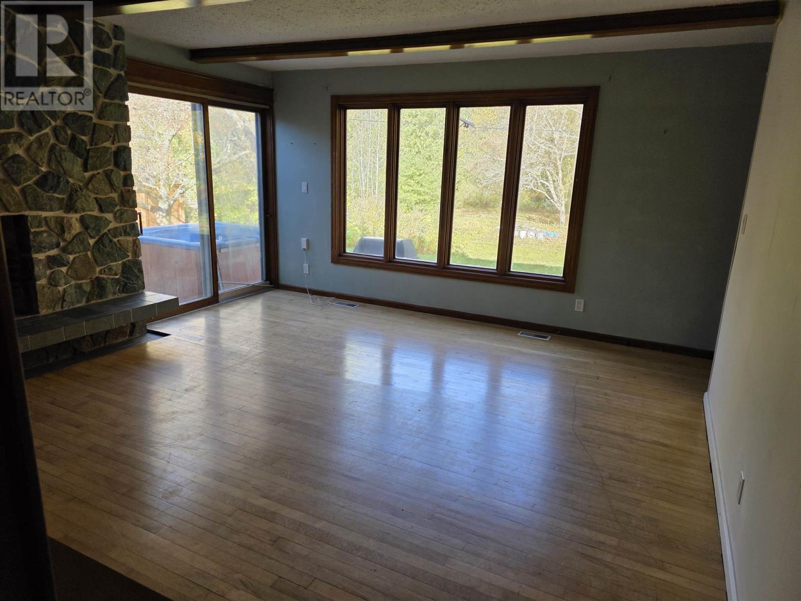 60 Barber Blvd Property Photo 23