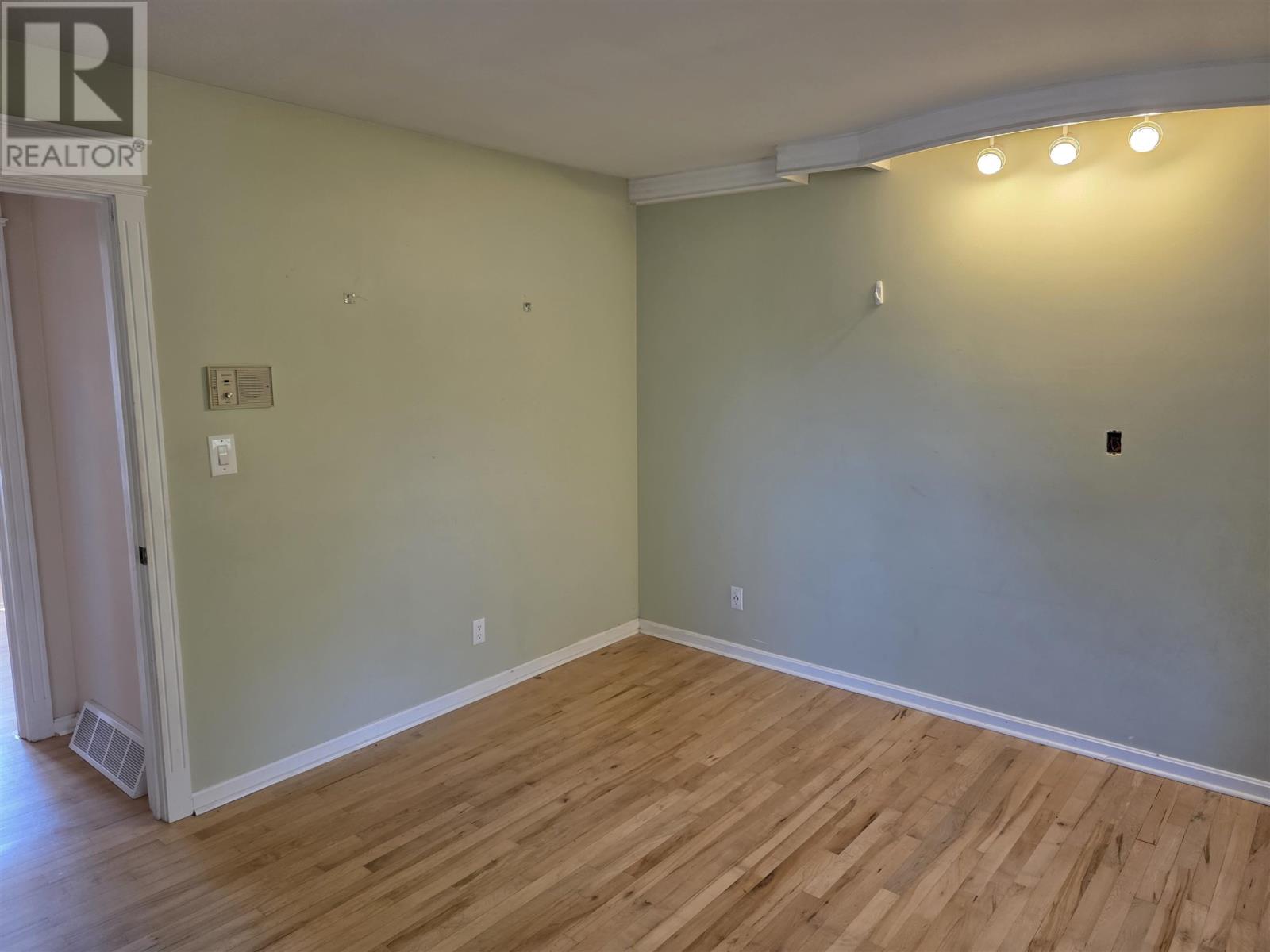 60 Barber Blvd Property Photo 32