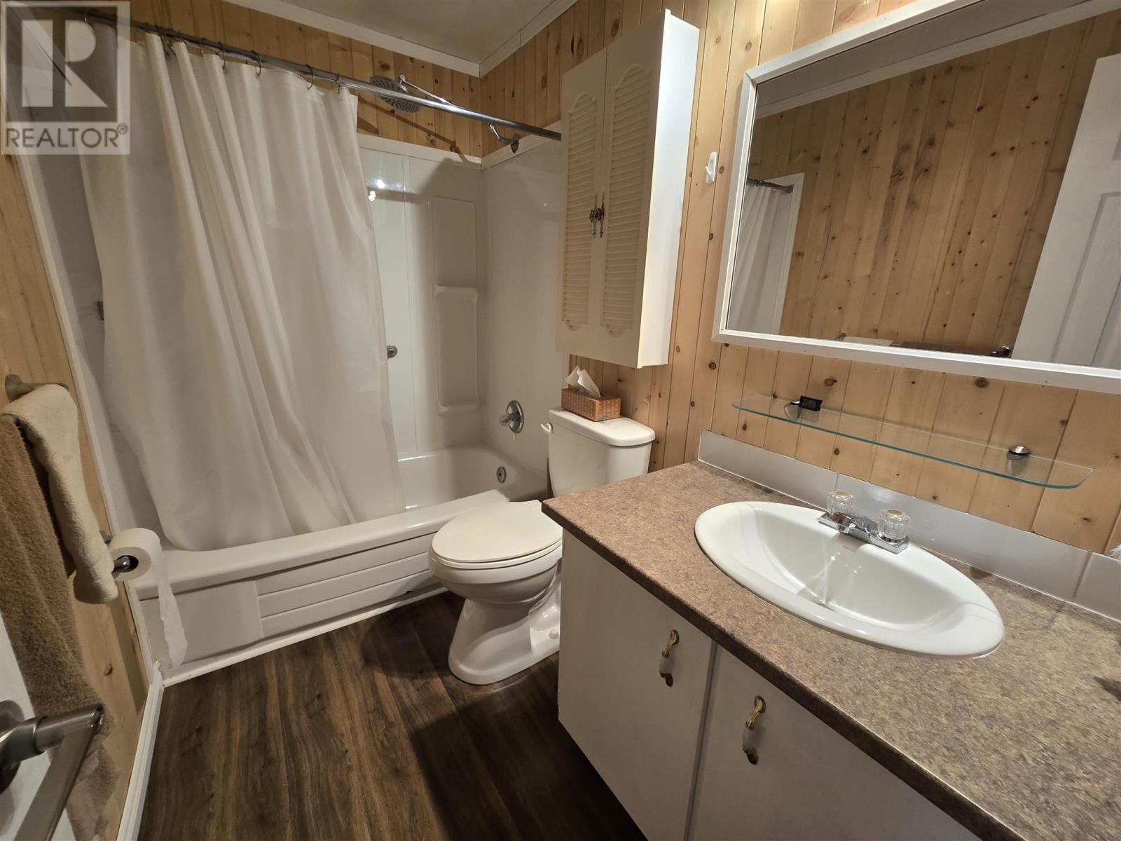 8 Bailey Ln Property Photo 15