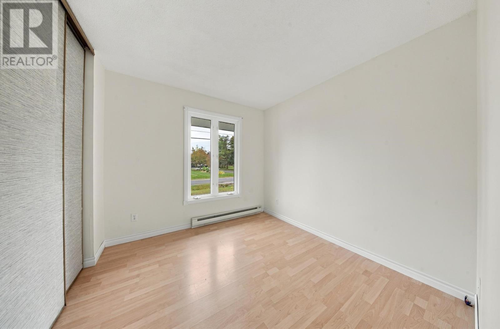 82 River Rd Property Photo 19