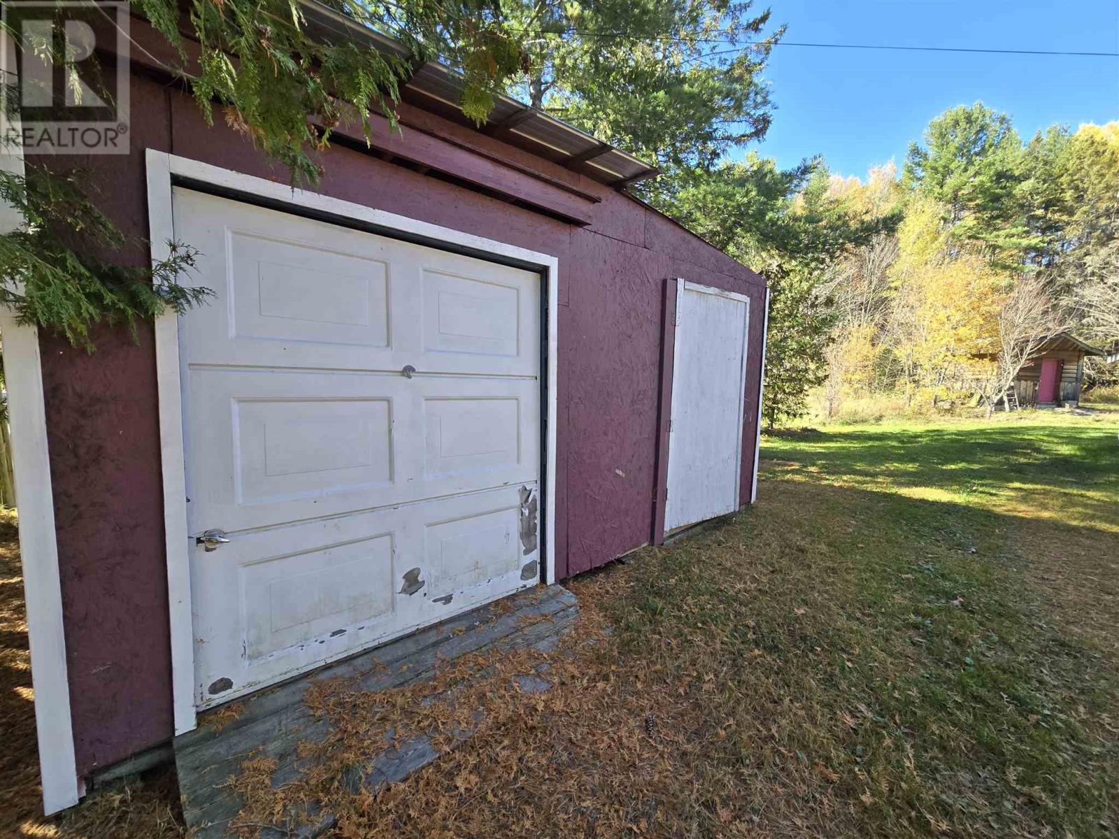 56 John St Property Photo 3