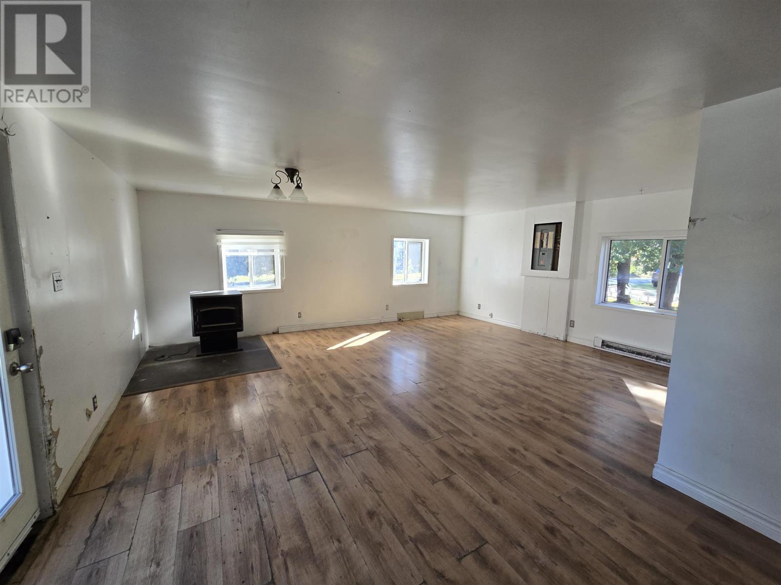 56 John St Property Photo 7