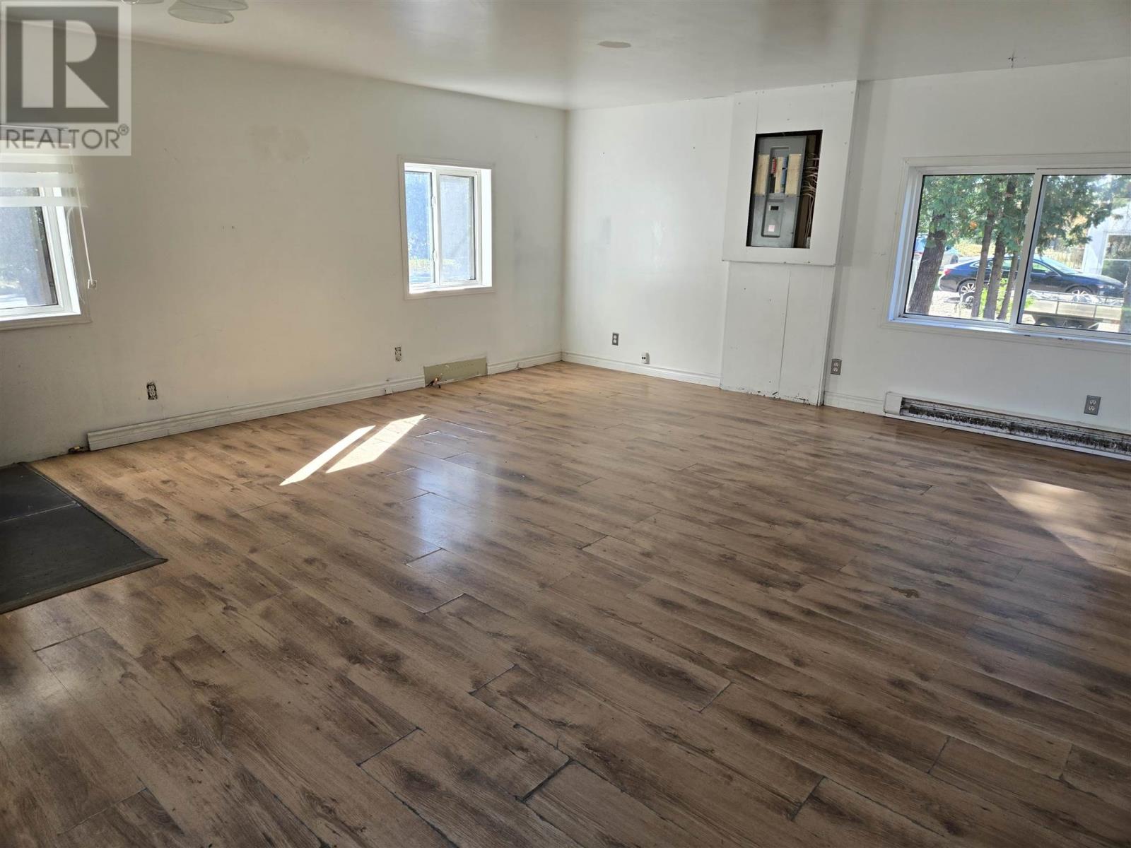 56 John St Property Photo 8