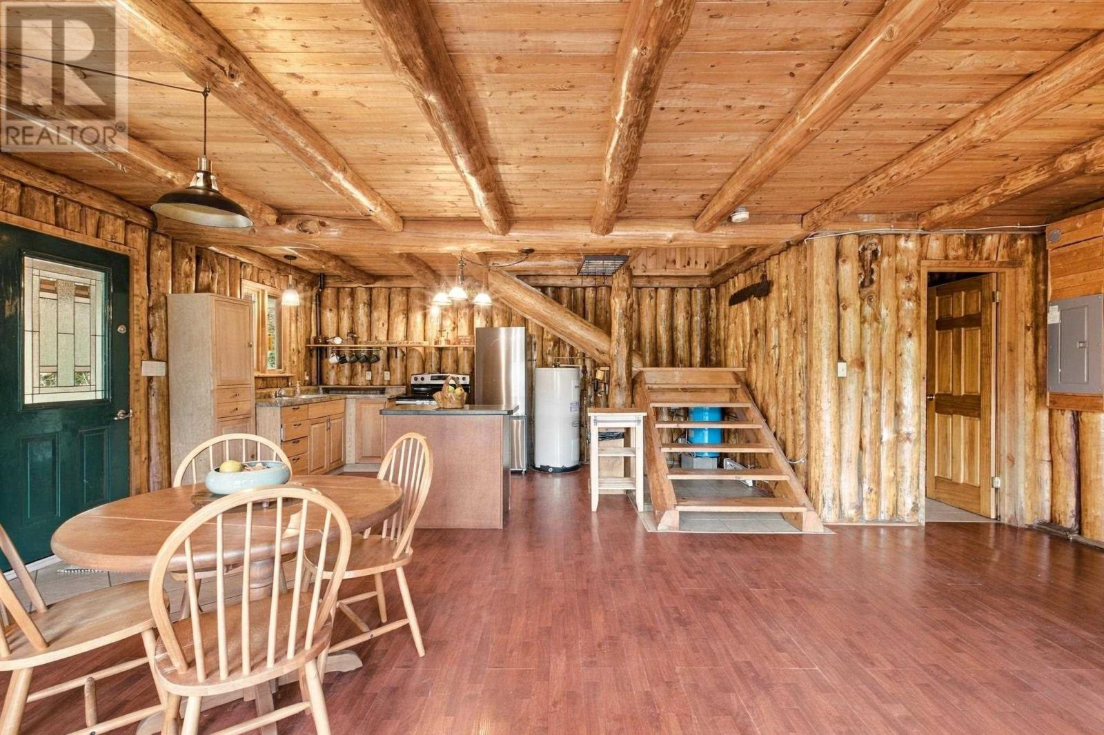 4001 Highway 556 Property Photo 16