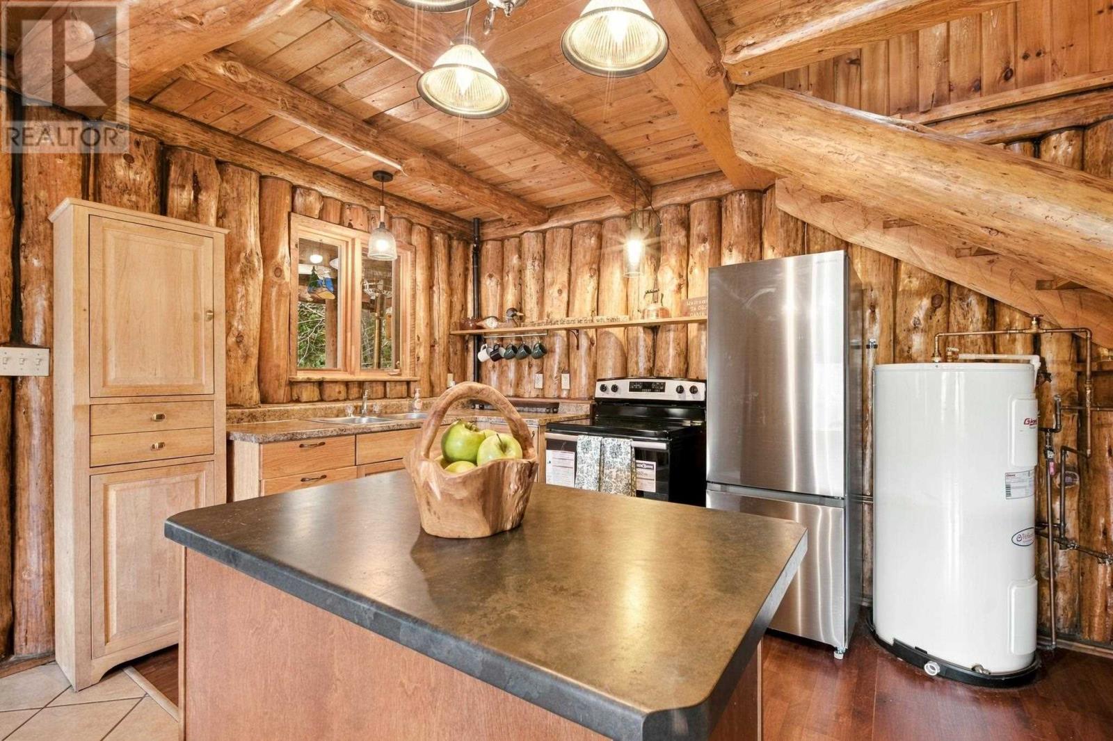 4001 Highway 556 Property Photo 18