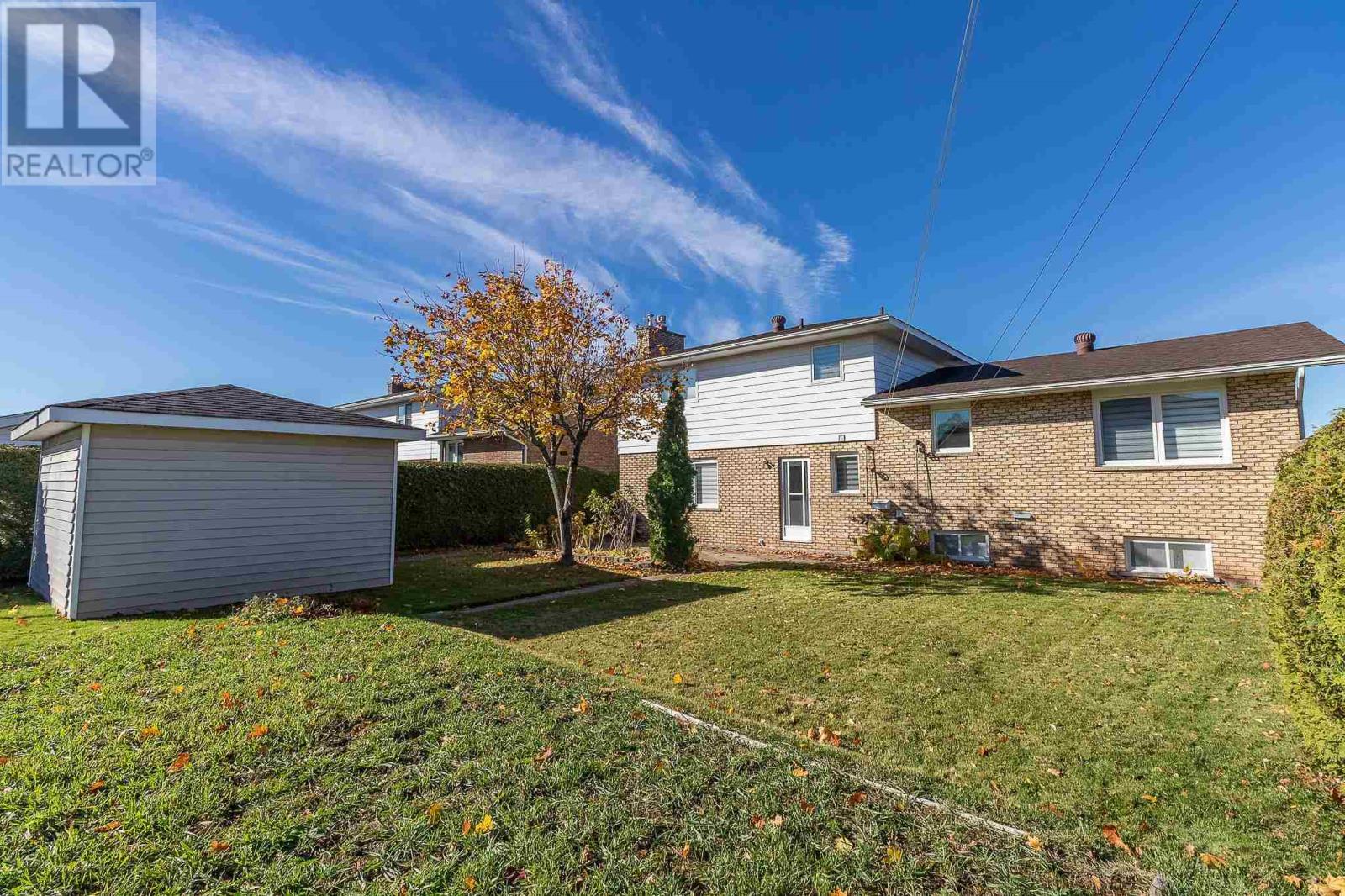 30 Highcrest St Property Photo 34