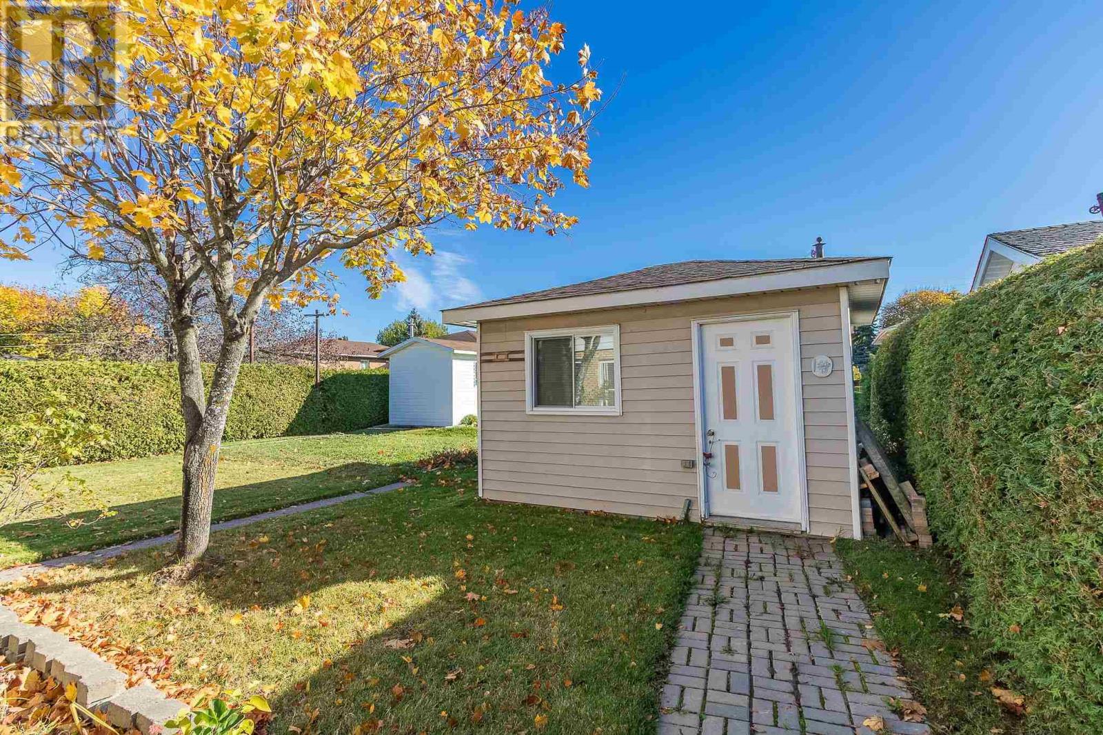 30 Highcrest St Property Photo 36