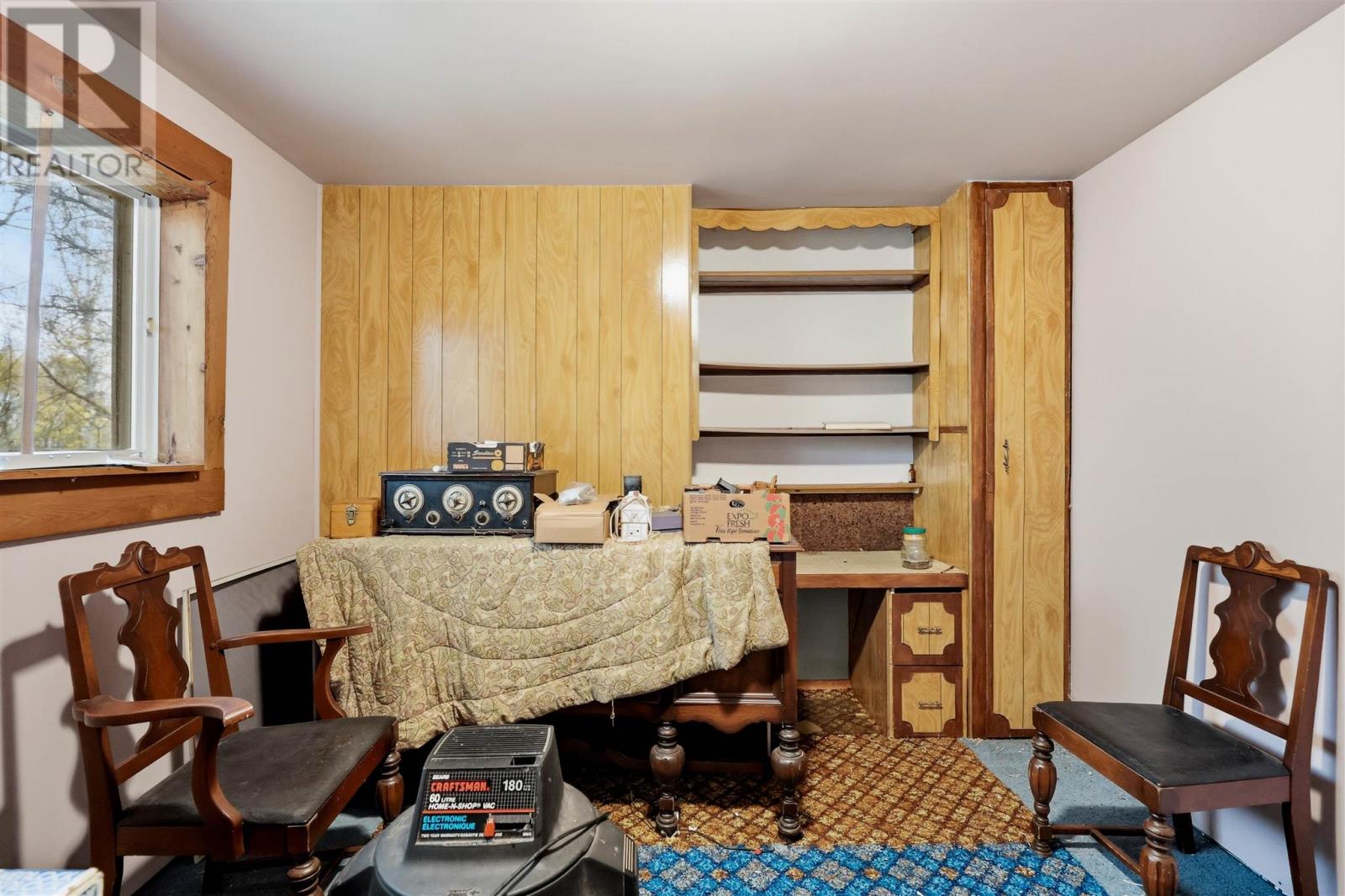 2594 Base Lin Property Photo 17