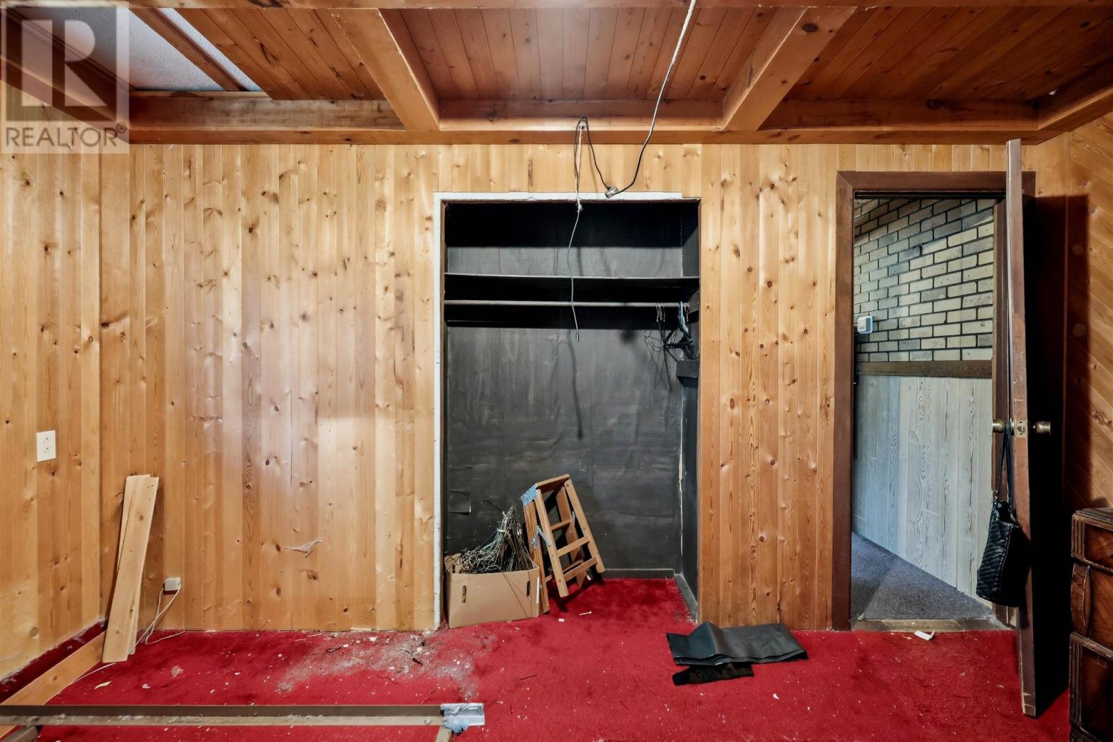 2594 Base Lin Property Photo 20