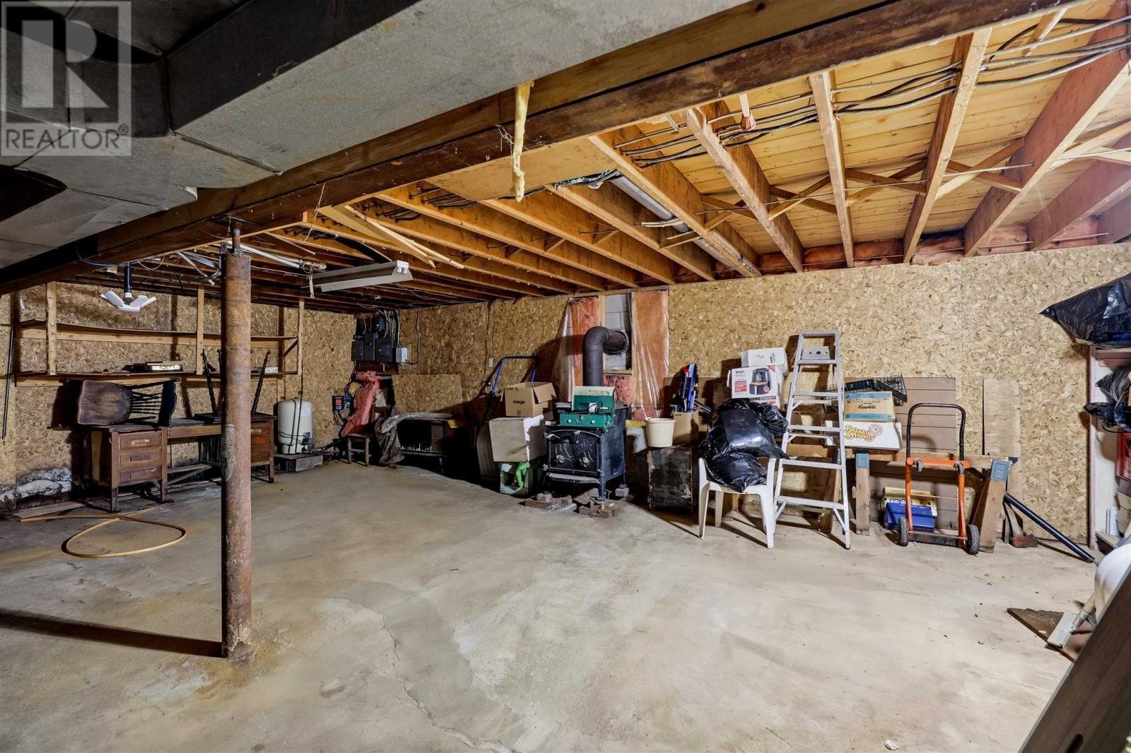 2594 Base Lin Property Photo 23