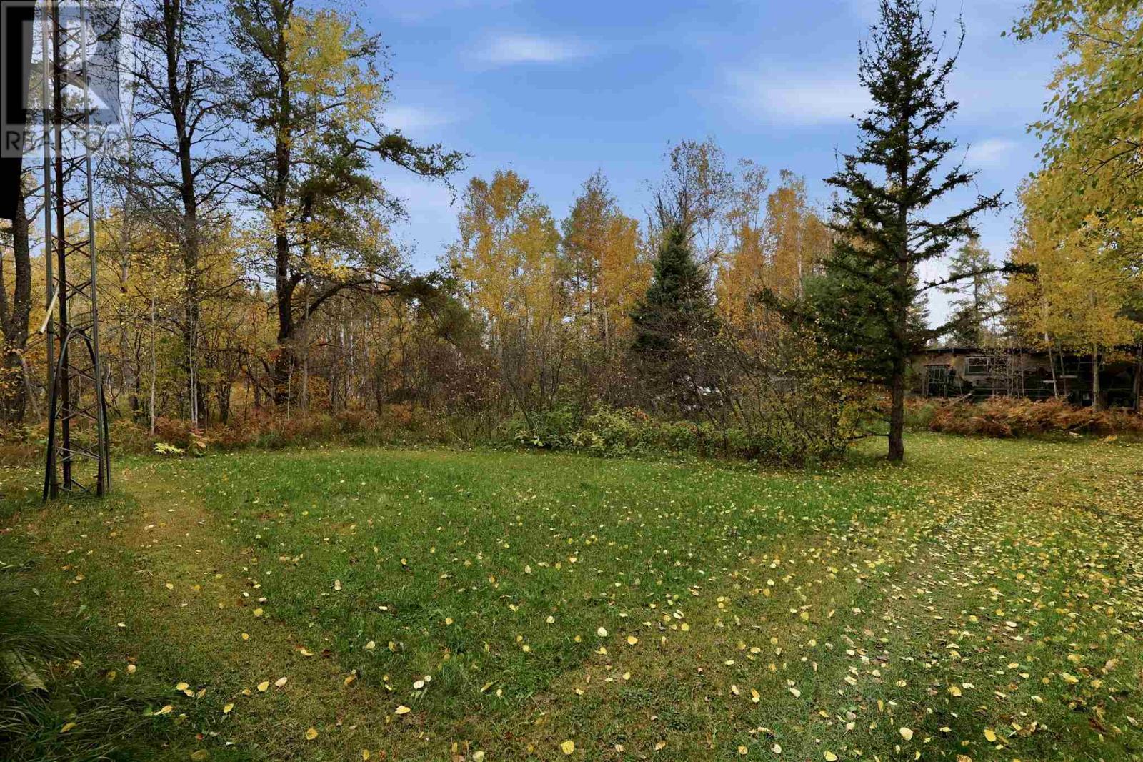 2594 Base Lin Property Photo 29