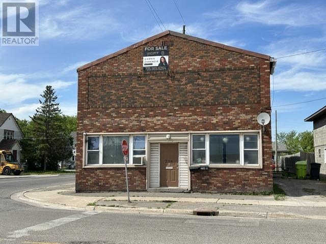 254 Wallace Ter Property Photo 16