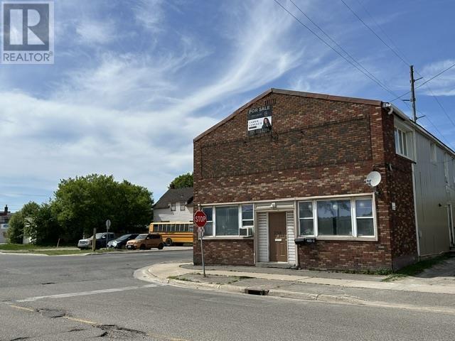 254 Wallace Ter Property Photo 19