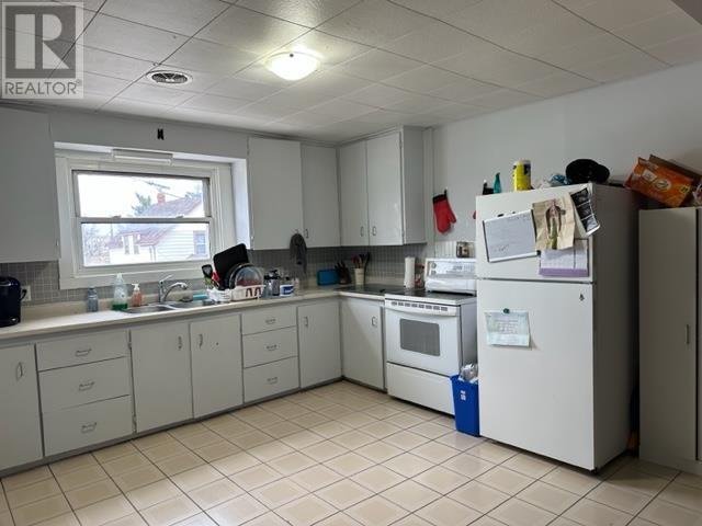 254 Wallace Ter Property Photo 35
