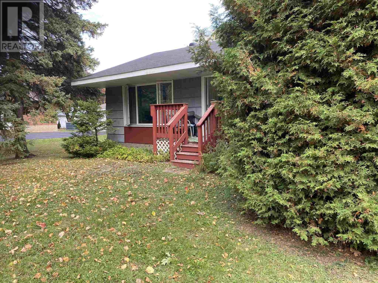 72 South Eden St Property Photo 2