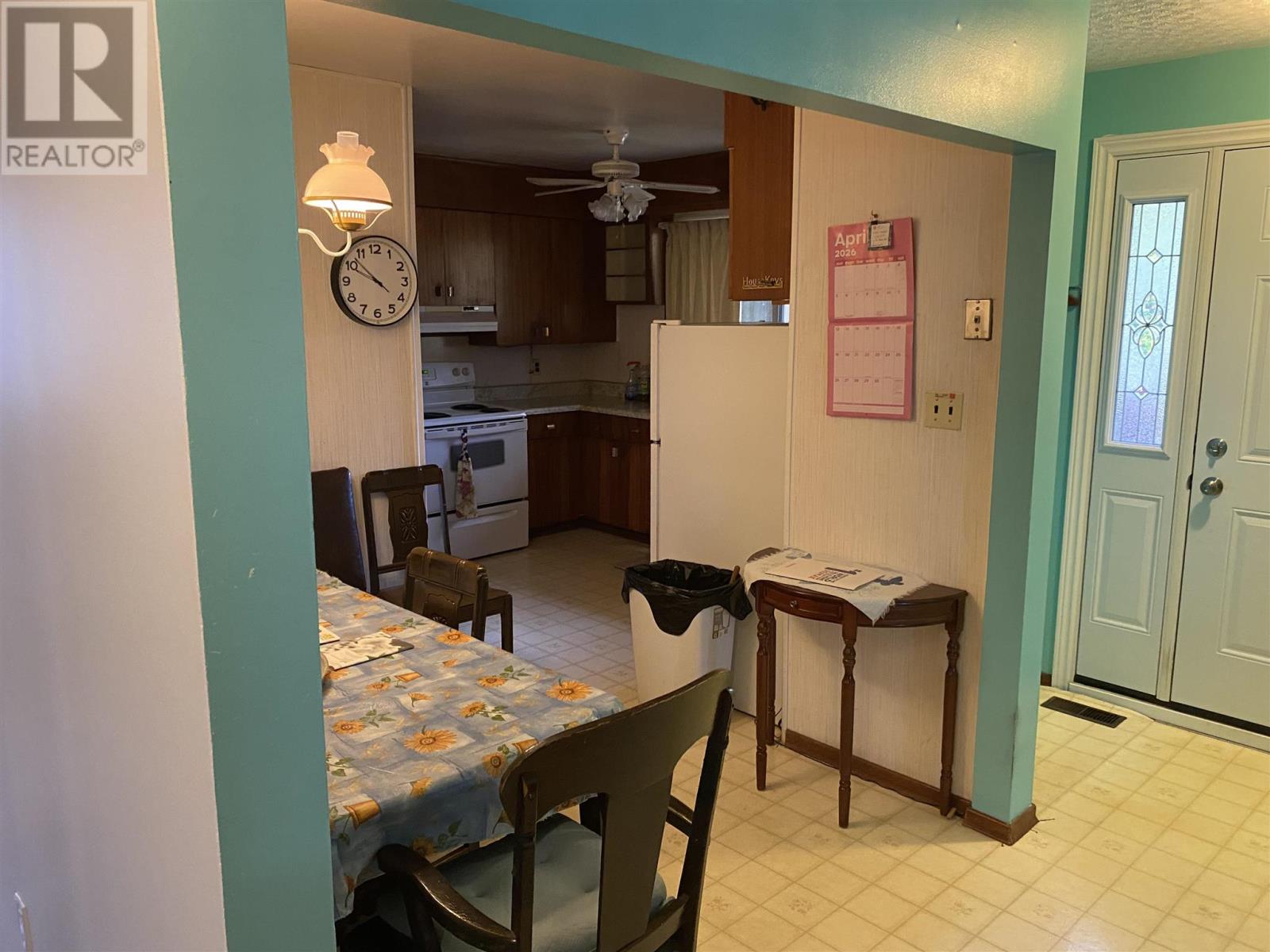 72 South Eden St Property Photo 6