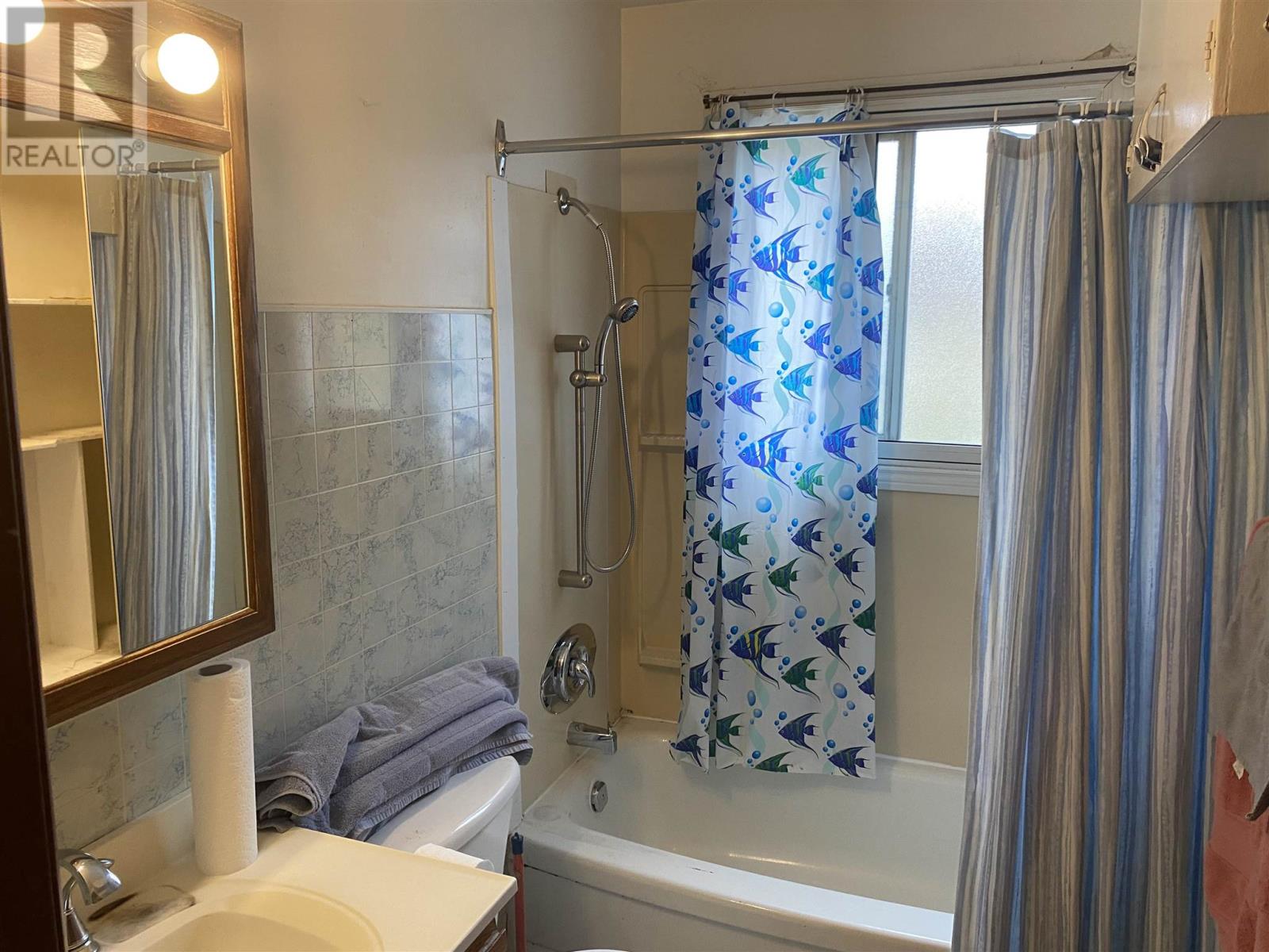 72 South Eden St Property Photo 16