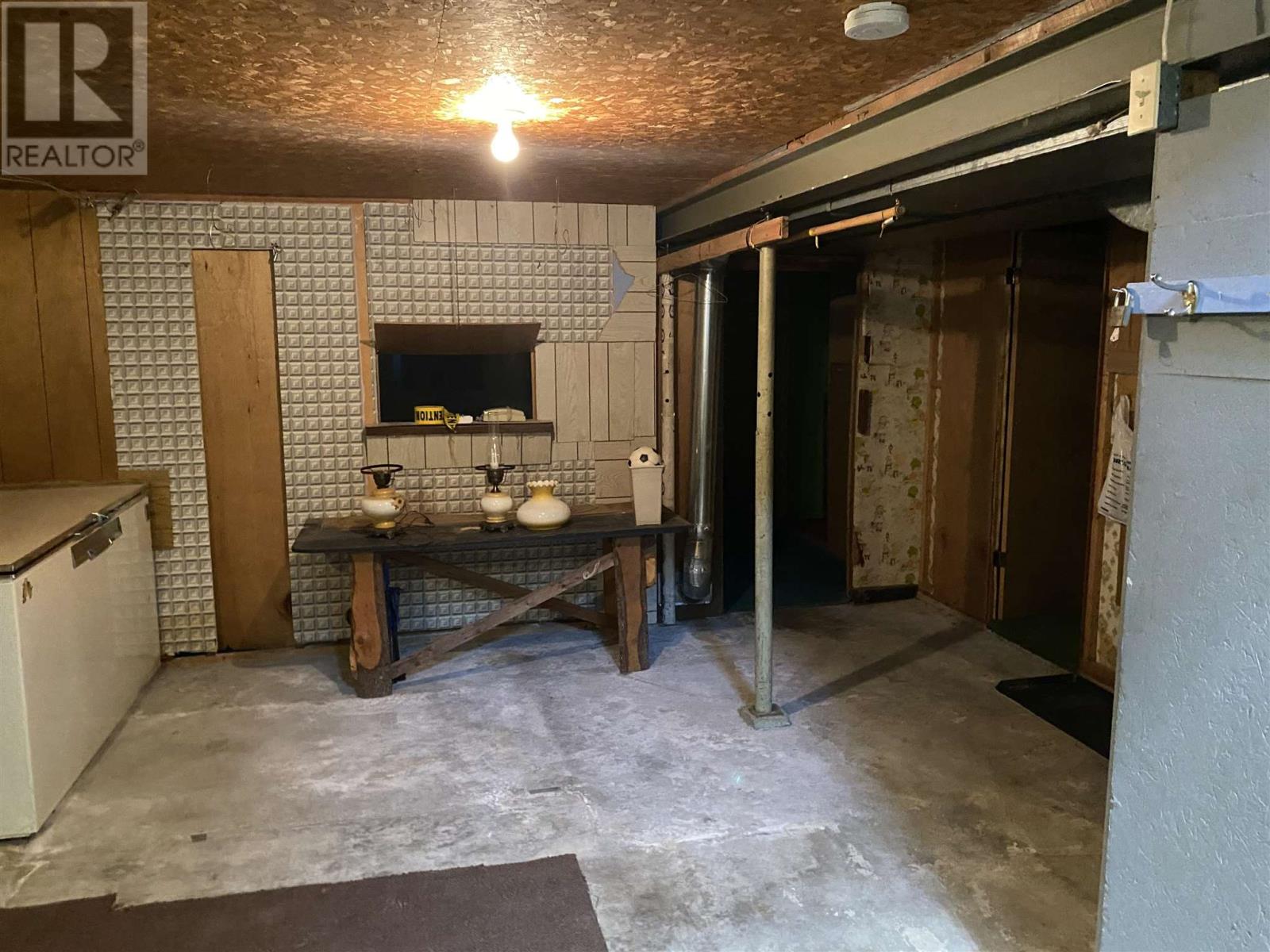 72 South Eden St Property Photo 20