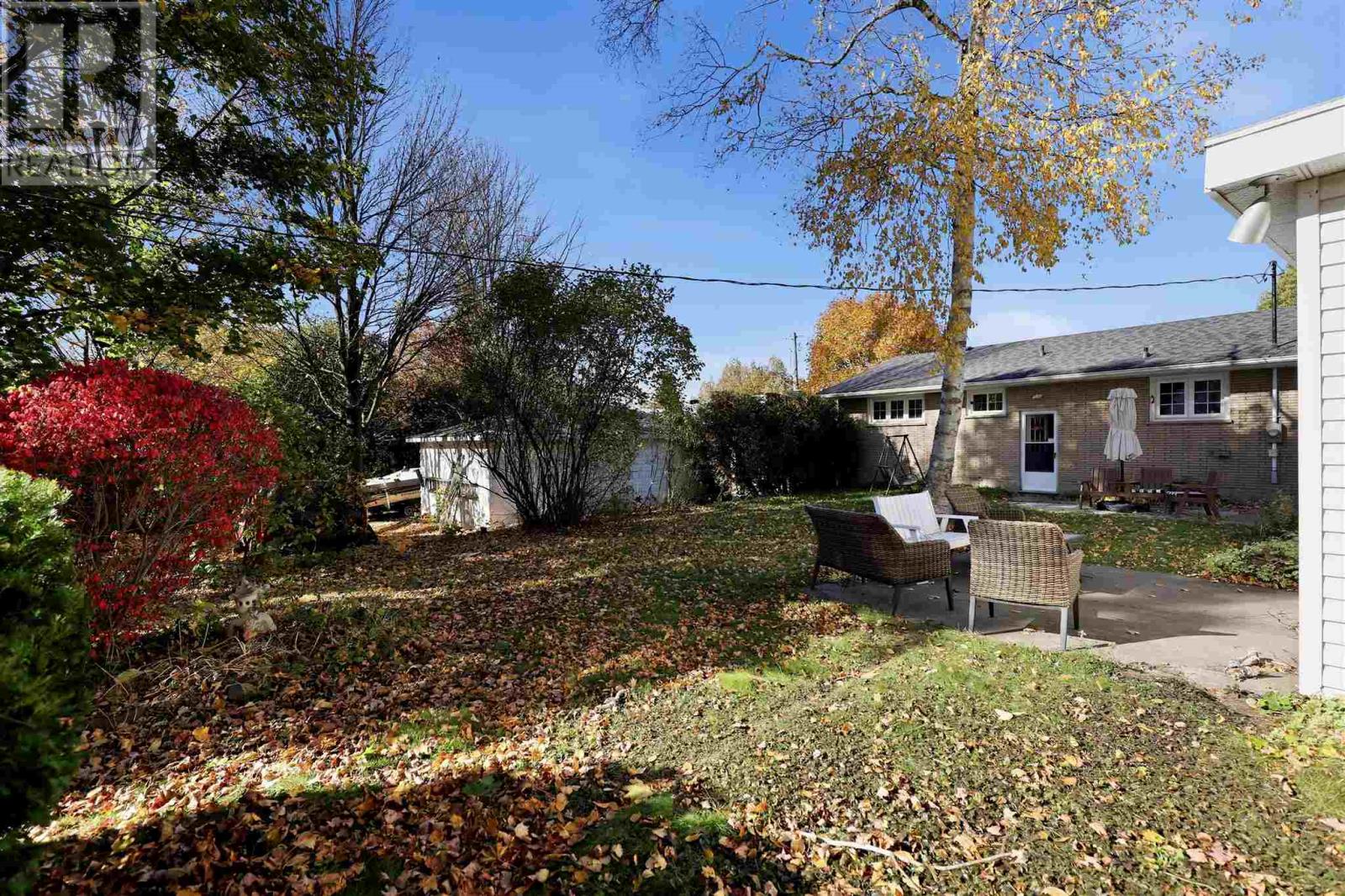 13 Irwin Ave Property Photo 32