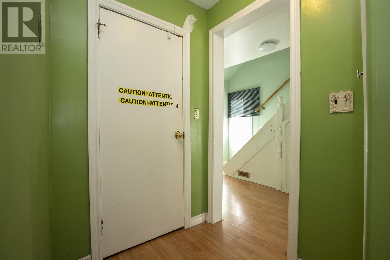 196 Elmwood Ave Property Photo 10