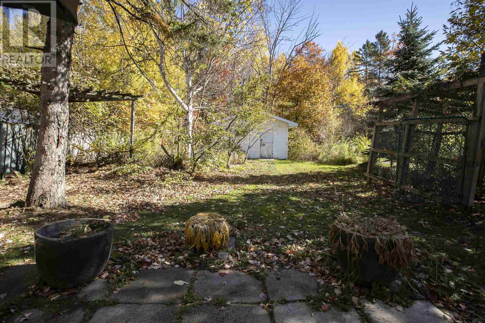 196 Elmwood Ave Property Photo 31
