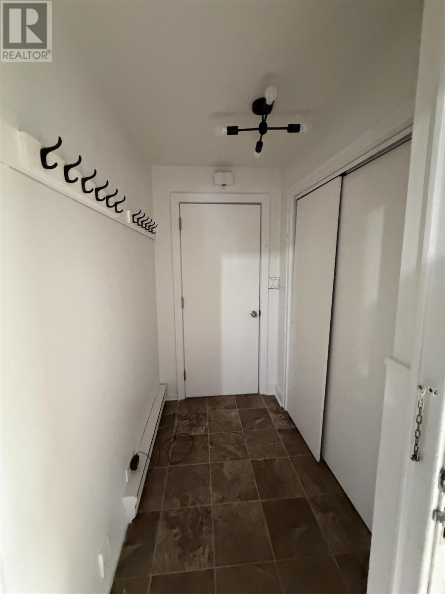 328 Mcnabb St Property Photo 4