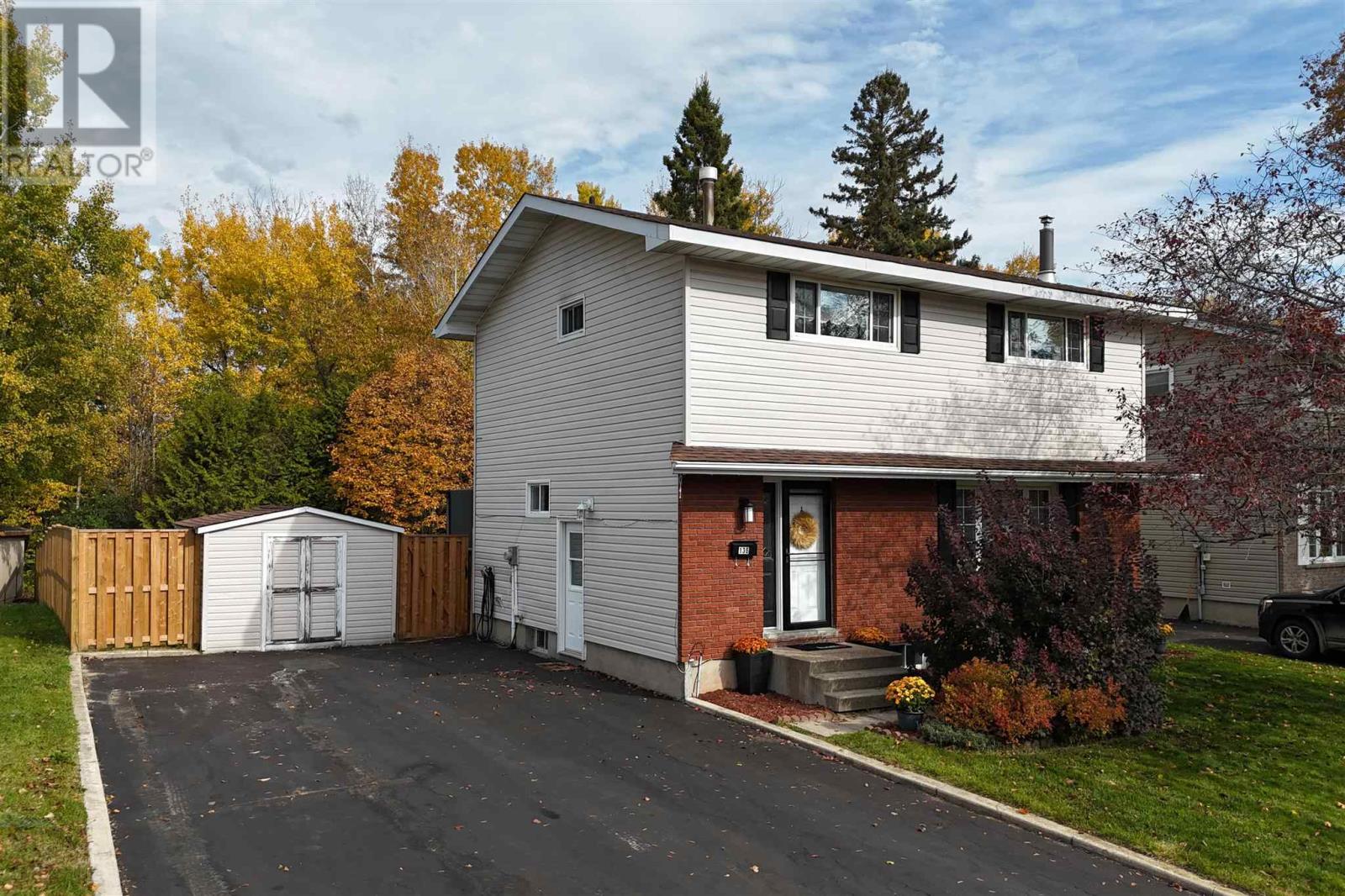 136 Glen AVE