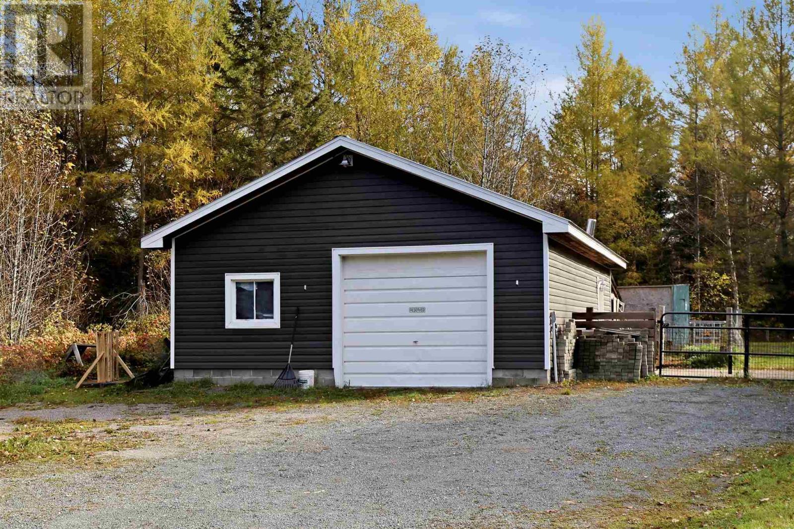 152 Maclean Rd Property Photo 15
