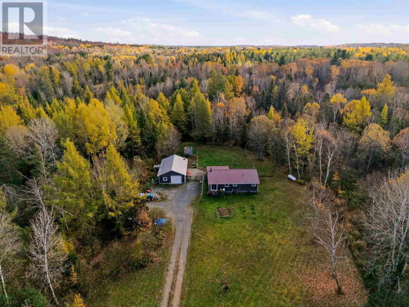 152 Maclean Rd Property Photo 32