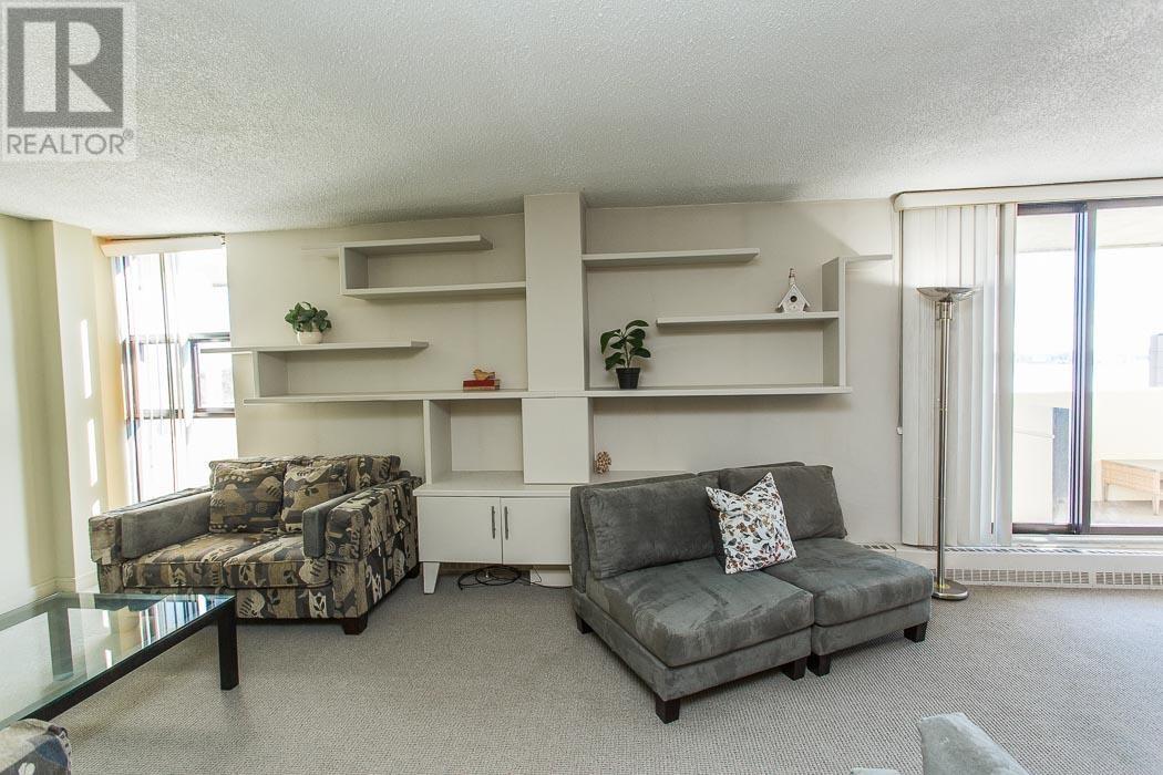 1139 Queen St E # 1107 Property Photo 5