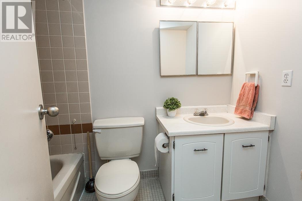 1139 Queen St E # 1107 Property Photo 21