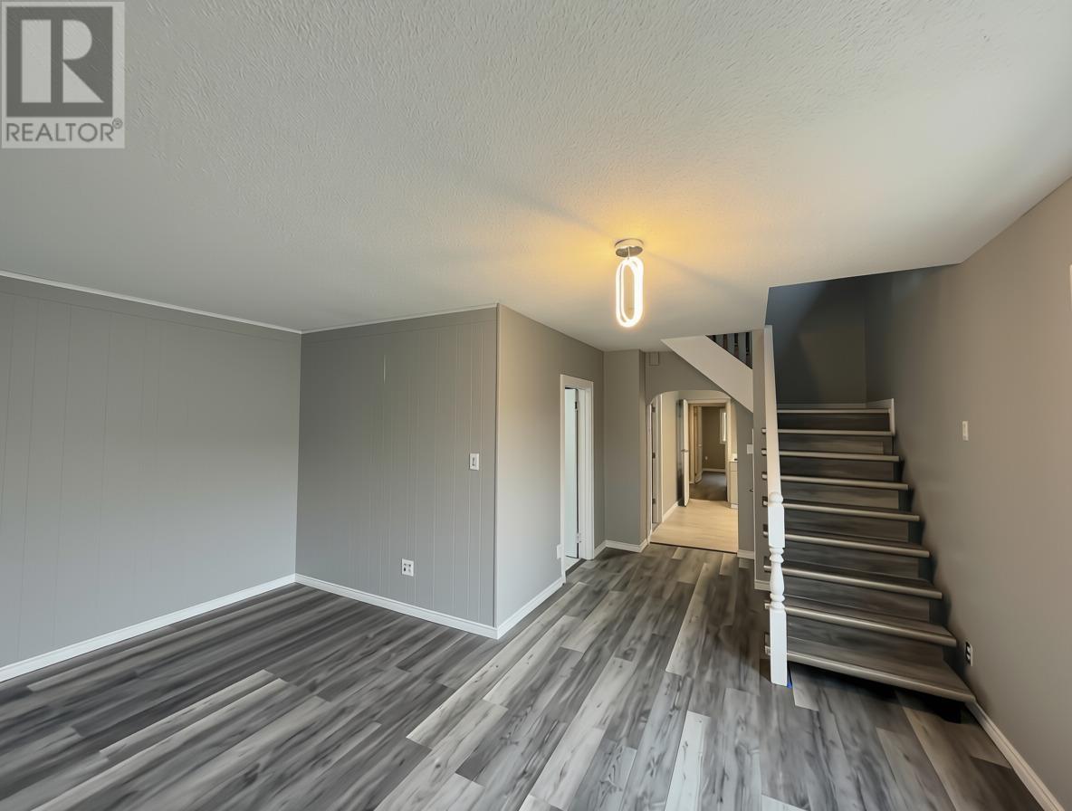 580 Charles St Property Photo 3