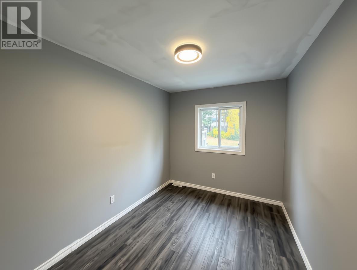580 Charles St Property Photo 16