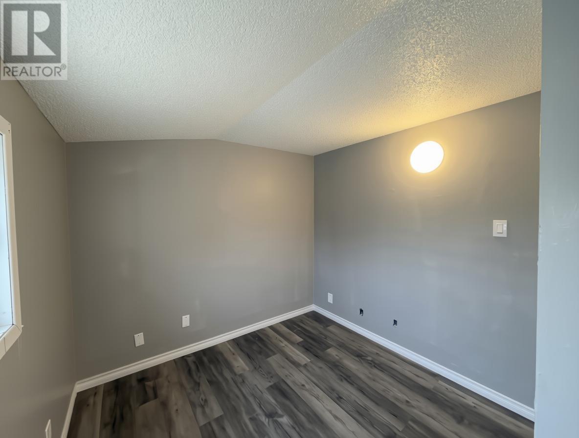 580 Charles St Property Photo 27
