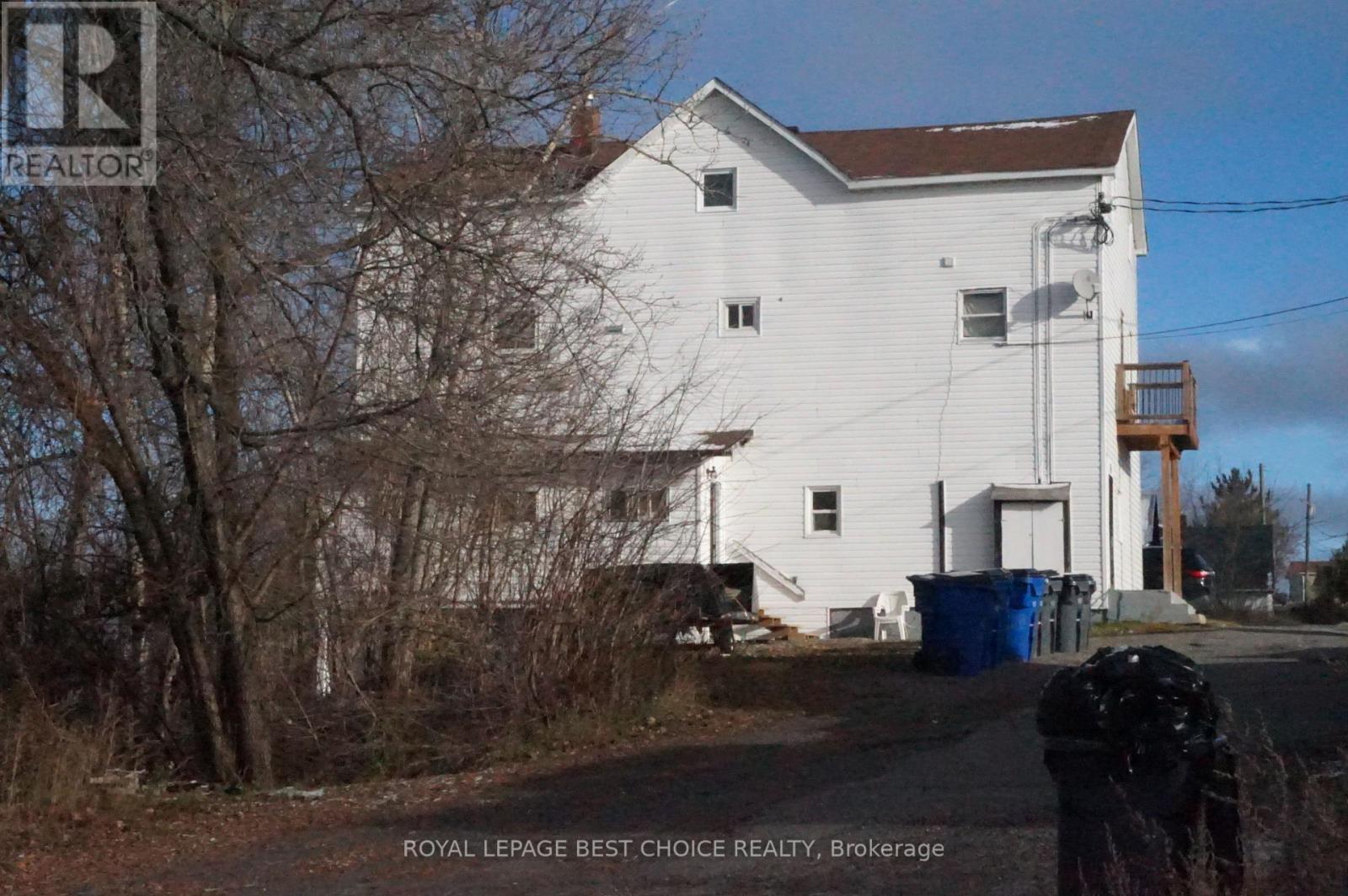 6 Earle Street Property Photo 1