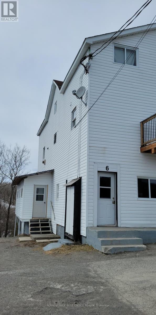 6 Earle Street Property Photo 3