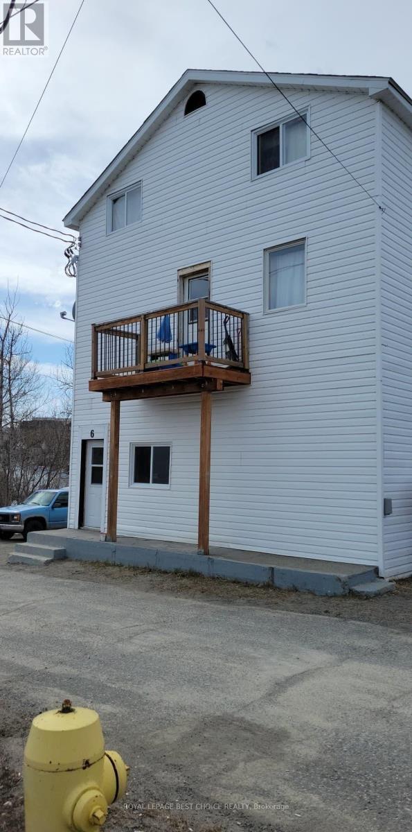 6 Earle Street Property Photo 4