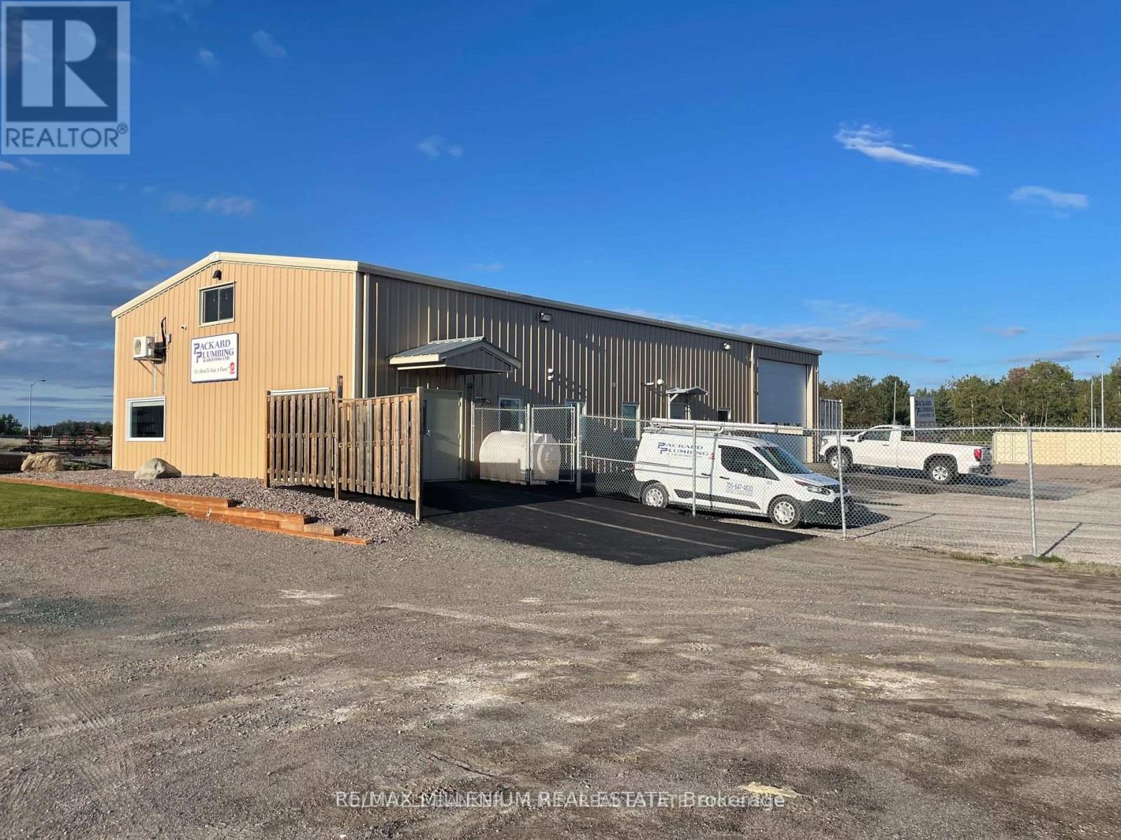 8231 Industrial Park Road Property Photo 1
