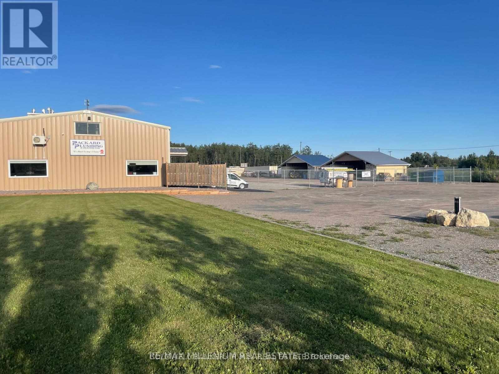 8231 Industrial Park Road Property Photo 4