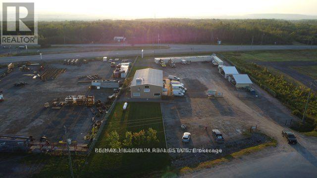 8231 Industrial Park Road Property Photo 20