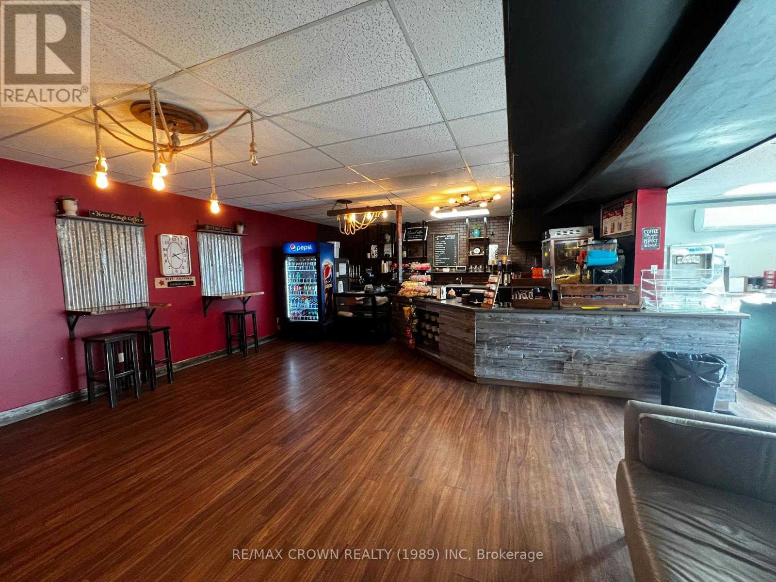 816 George Street Property Photo 6