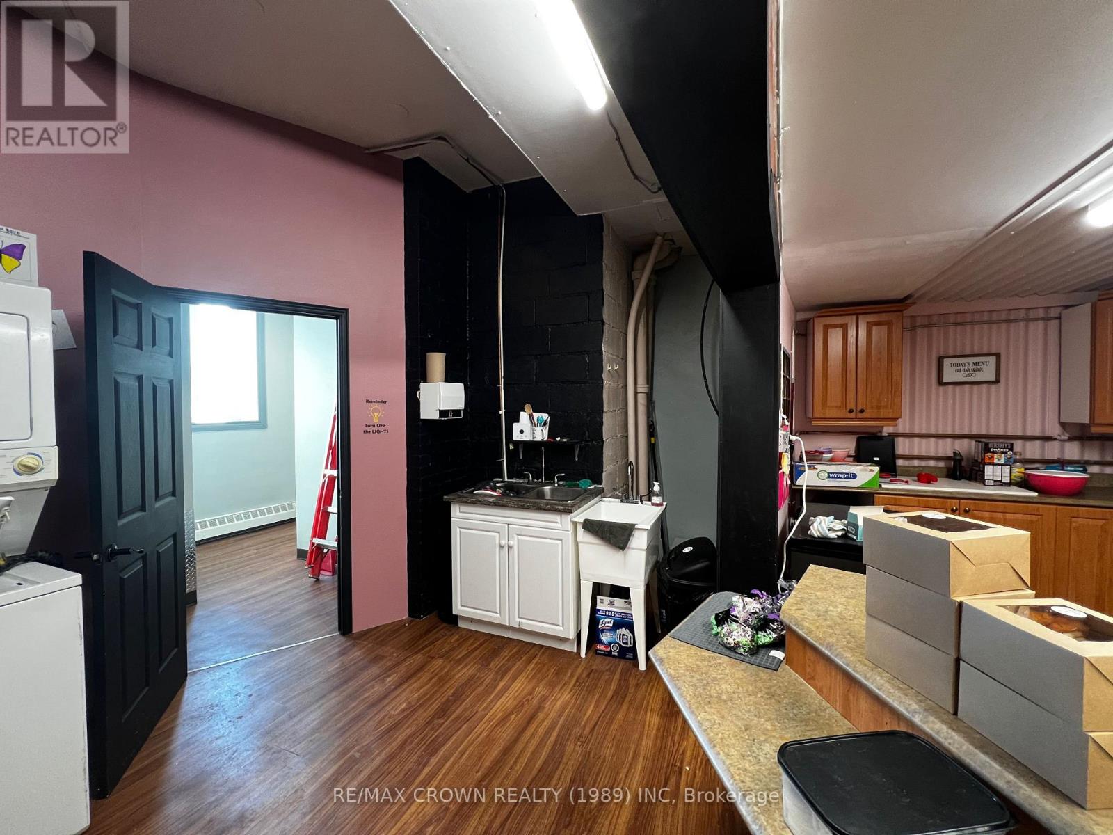 816 George Street Property Photo 21