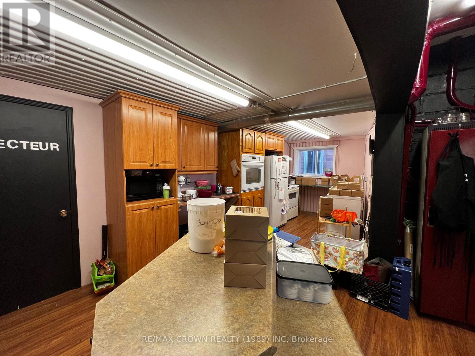 816 George Street Property Photo 23