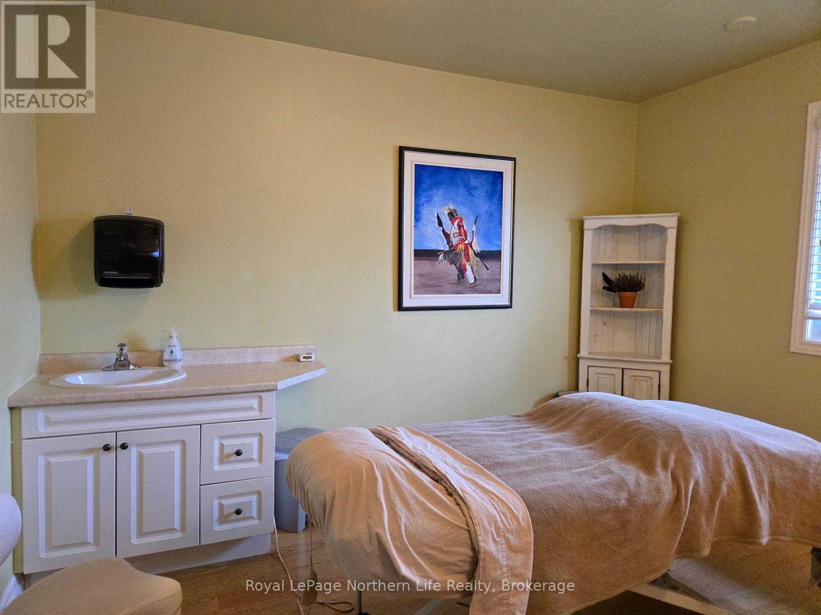 15 Mary Street Property Photo 8