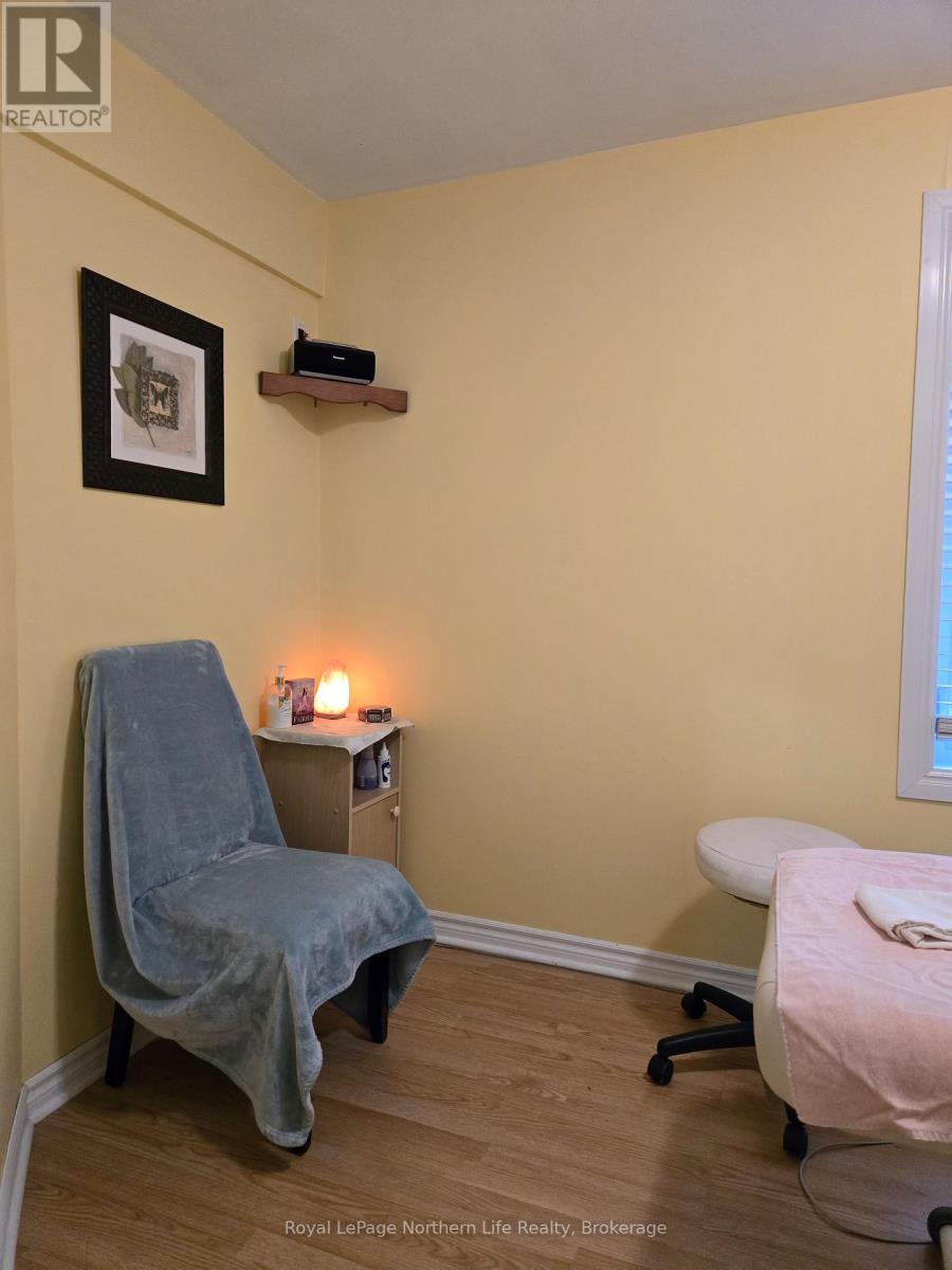 15 Mary Street Property Photo 10