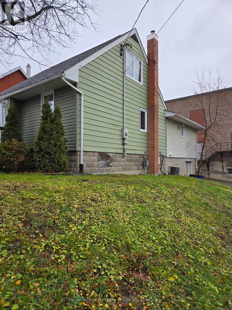 15 Mary Street Property Photo 23