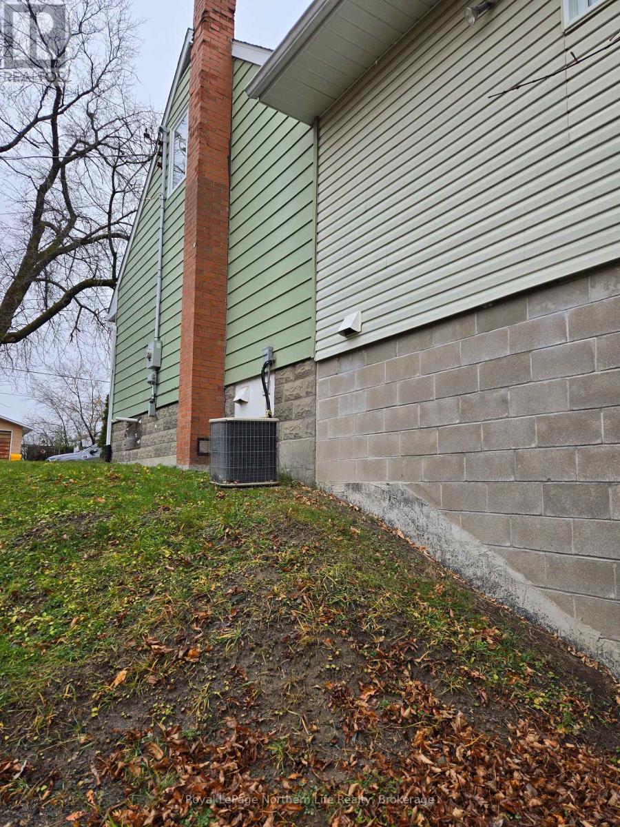 15 Mary Street Property Photo 24