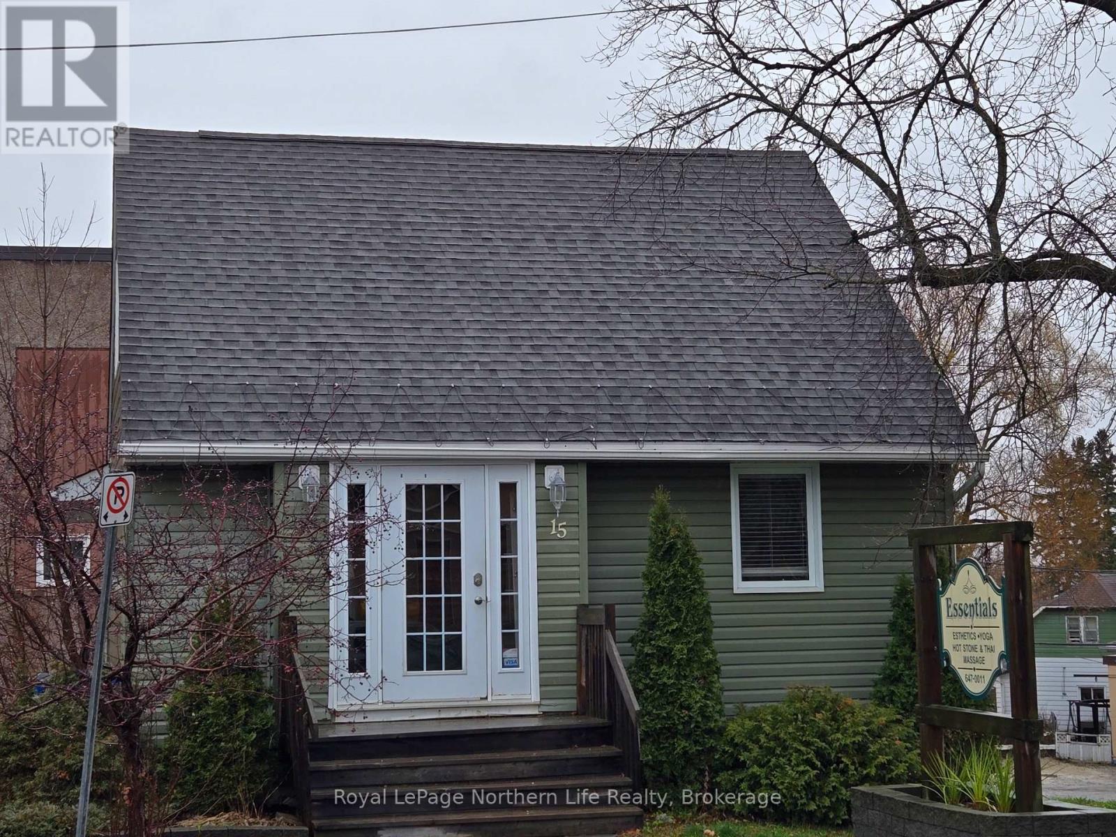 15 Mary Street Property Photo 26