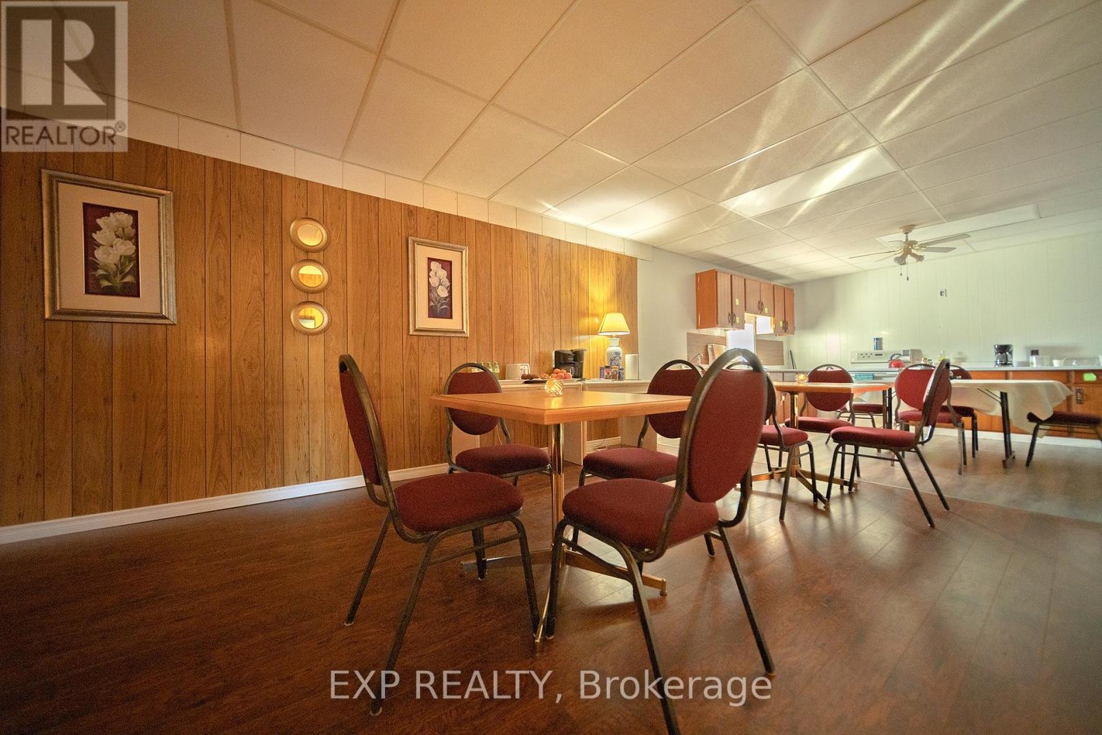 35 Main Street N Property Photo 30
