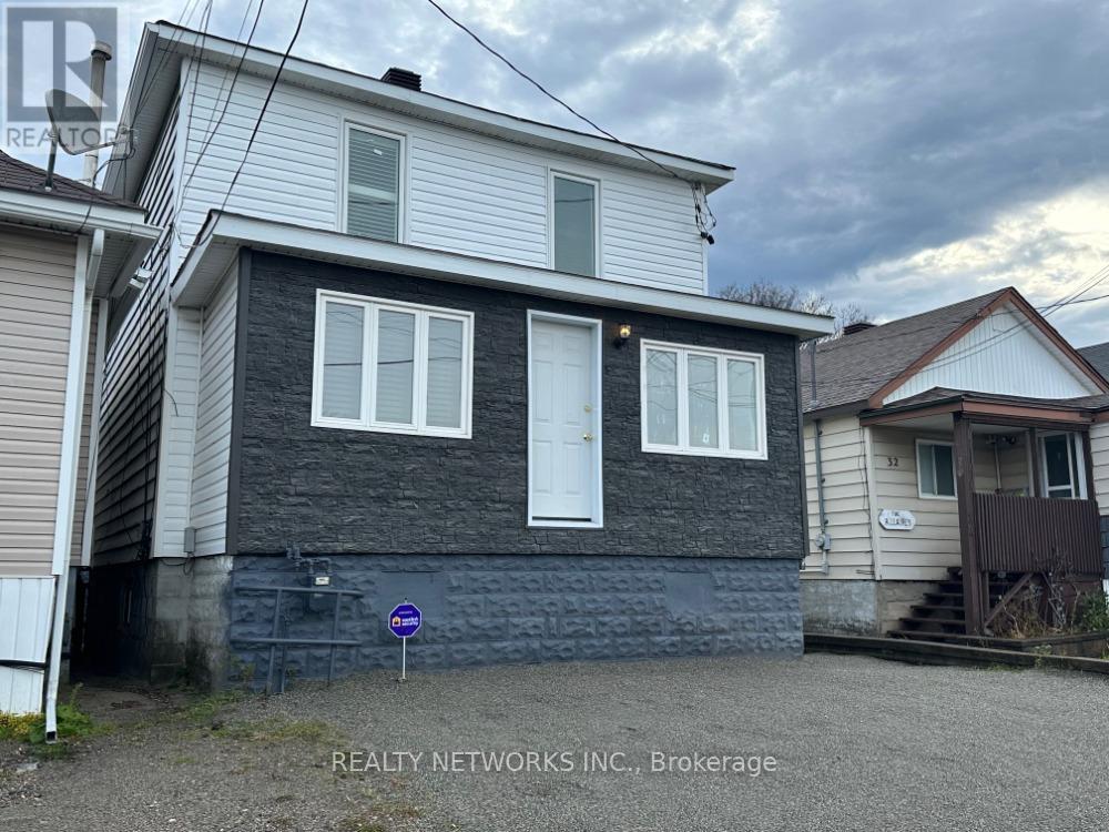 36 ELM STREET N Property Photo 1